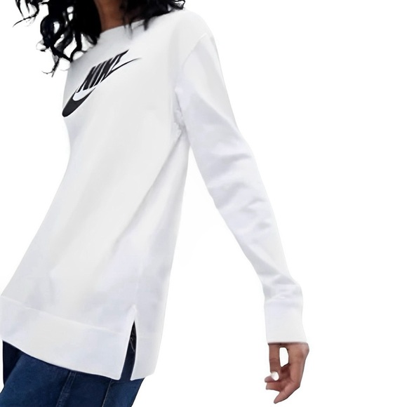 Nike Sportswear Women's Long Sleeve Shirt with Side Slit - Picture 4 of 5